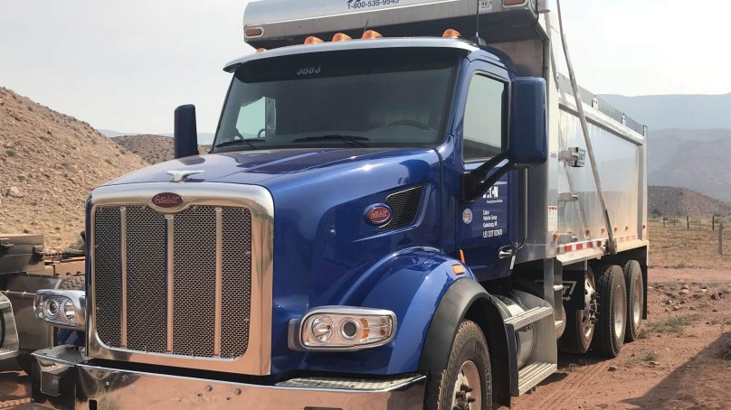 Петербилт 567