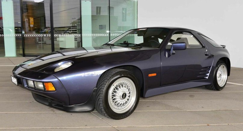 Porsche 928 Strosek