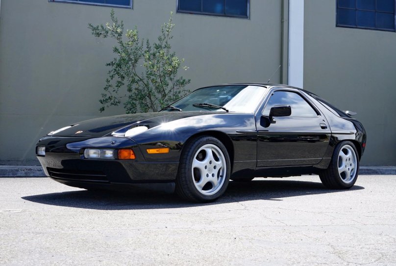 Porsche 928s