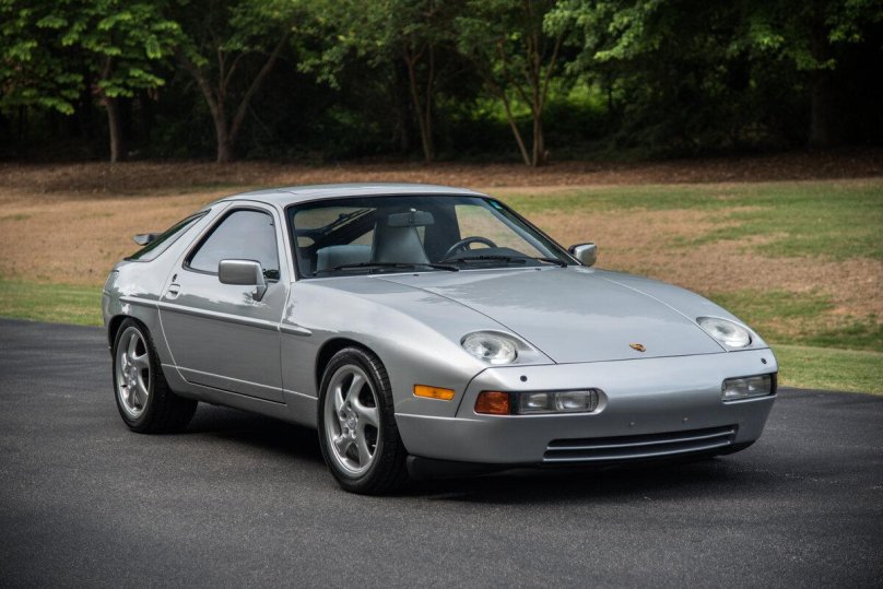 Porsche 928 1977