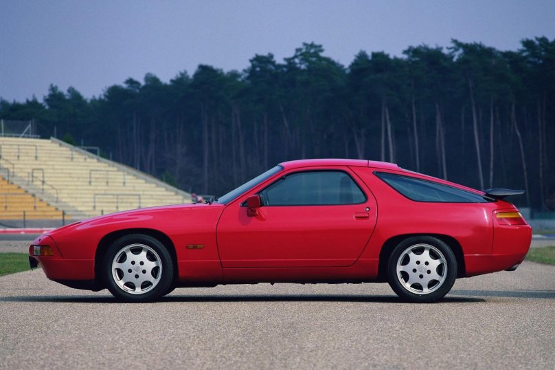 Porsche 928 s4
