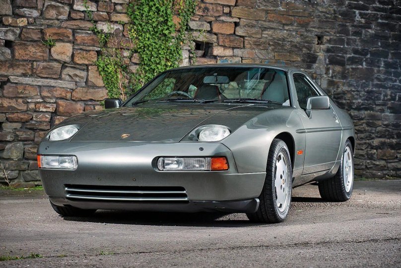 Porsche 928-4