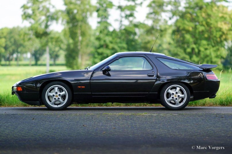 Porsche 928 GTS 1995