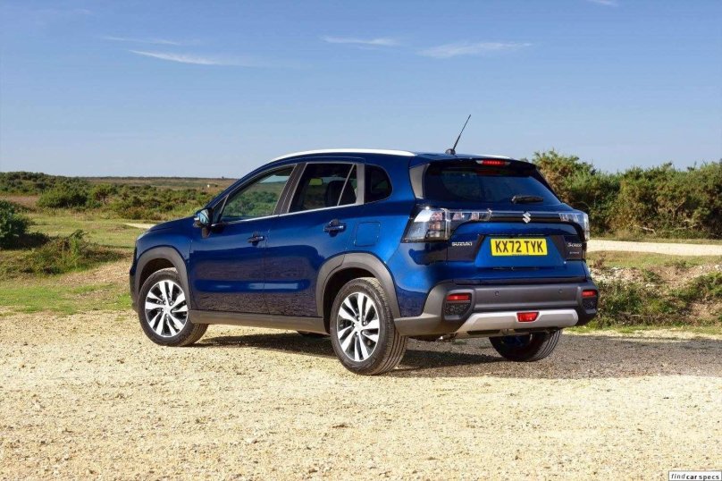 Сузуки s Cross 2022