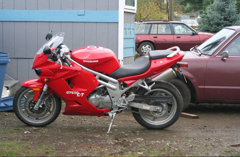 Hyosung gt650