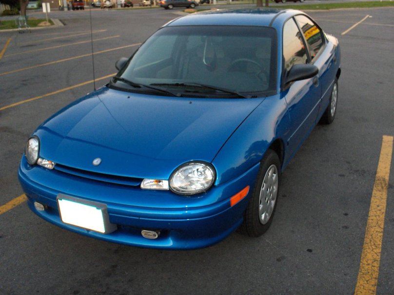 Плимут неон 1998