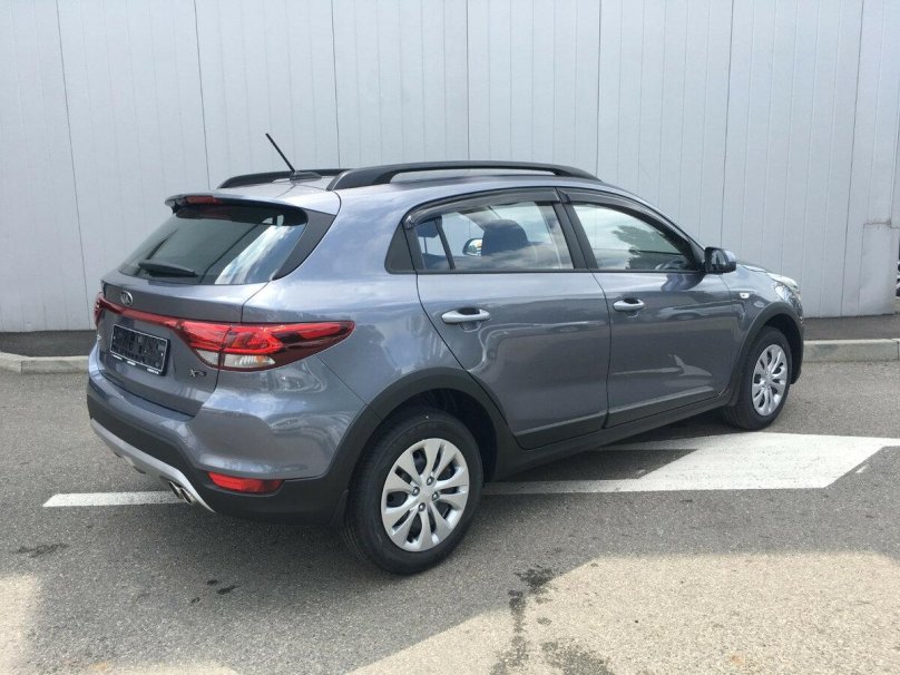 Kia Rio x серый 2021