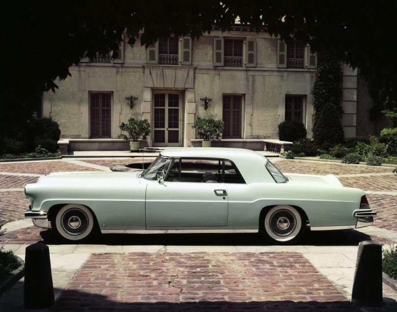 Линкольн Континенталь 1956