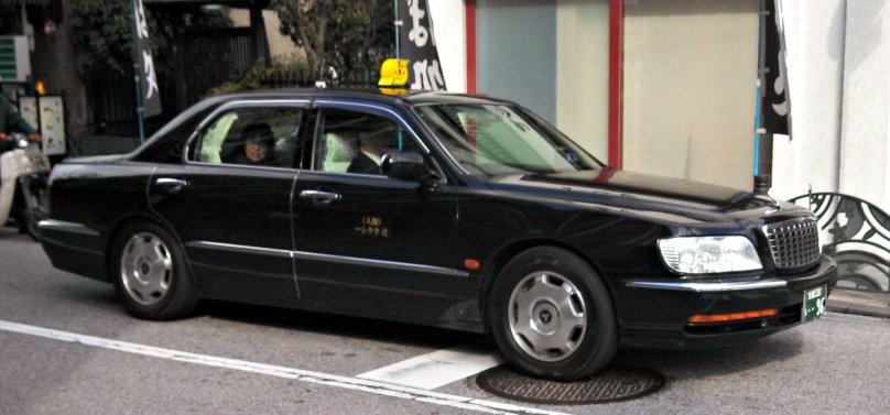 Mitsubishi Proudia 2000