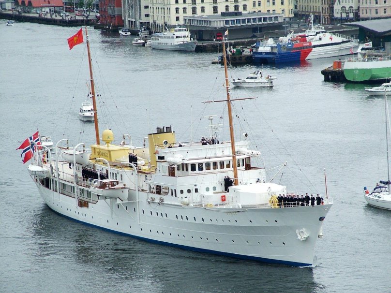 Королевская яхта Нордж