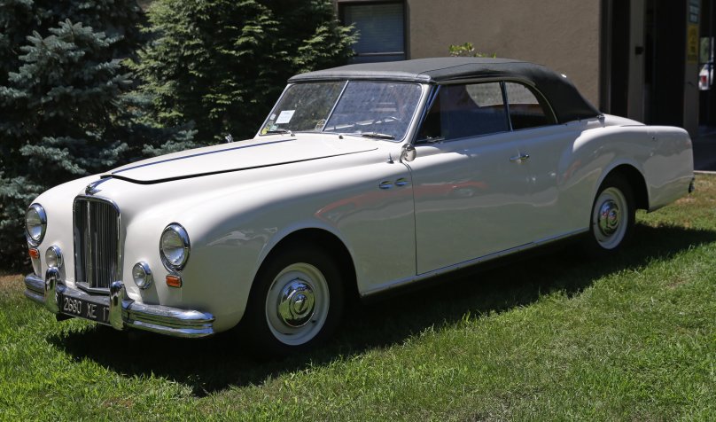 Jaguar Mark 7