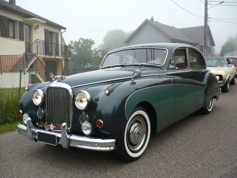 Jaguar Mark VIII (1957—1958)