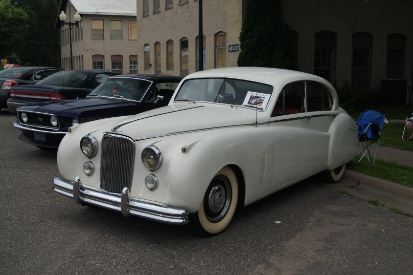 Ягуар 1953 года фото