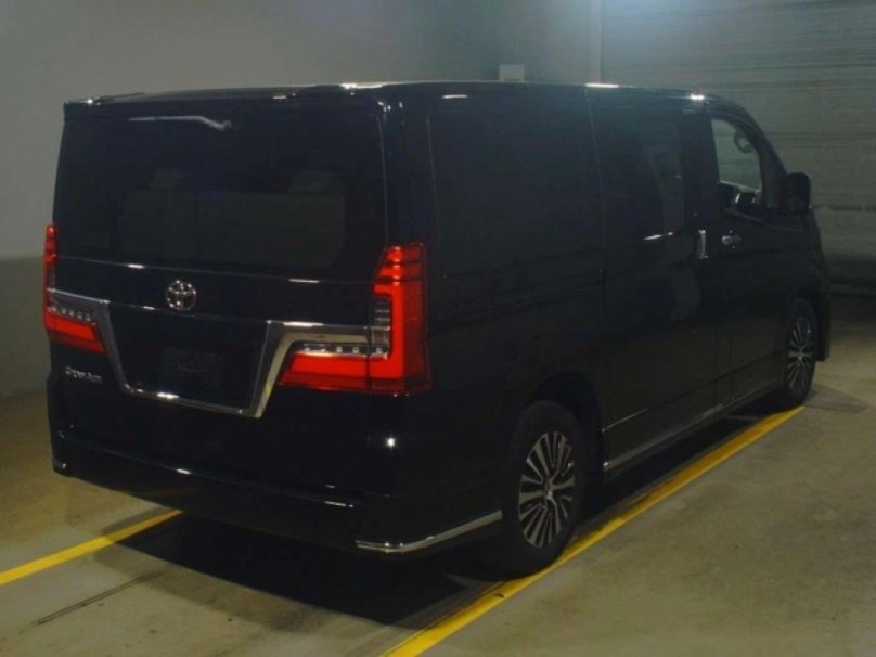 Toyota Granace 2022