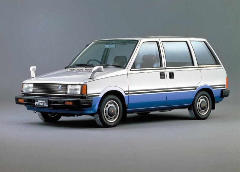 Nissan Prairie 1982
