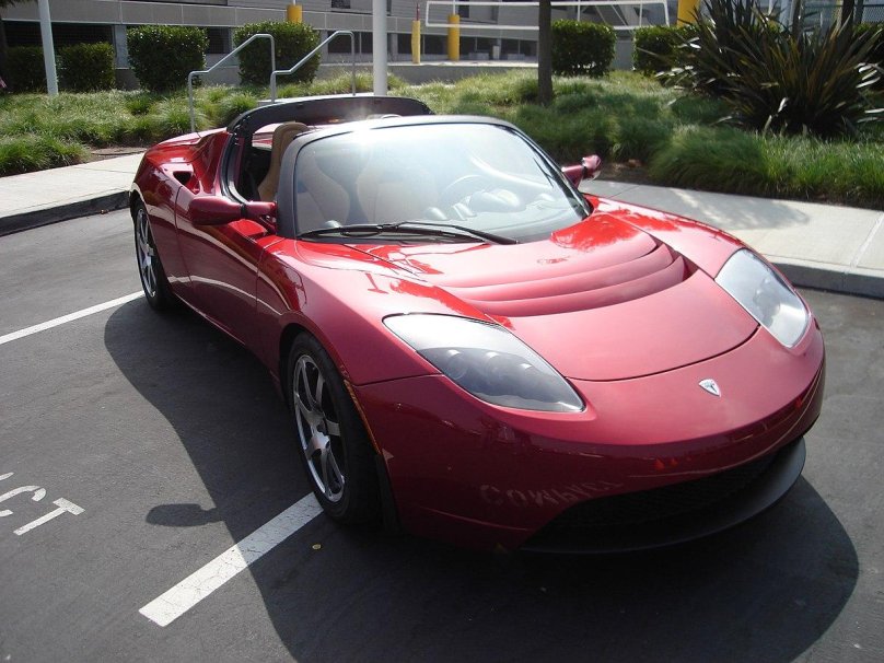 Tesla Roadster 1
