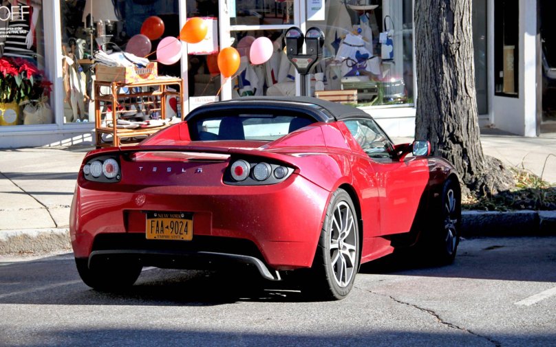 Tesla Roadster 2
