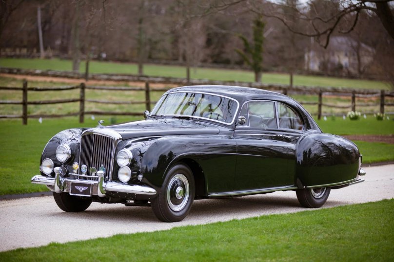 Bentley r-Type Continental 1954