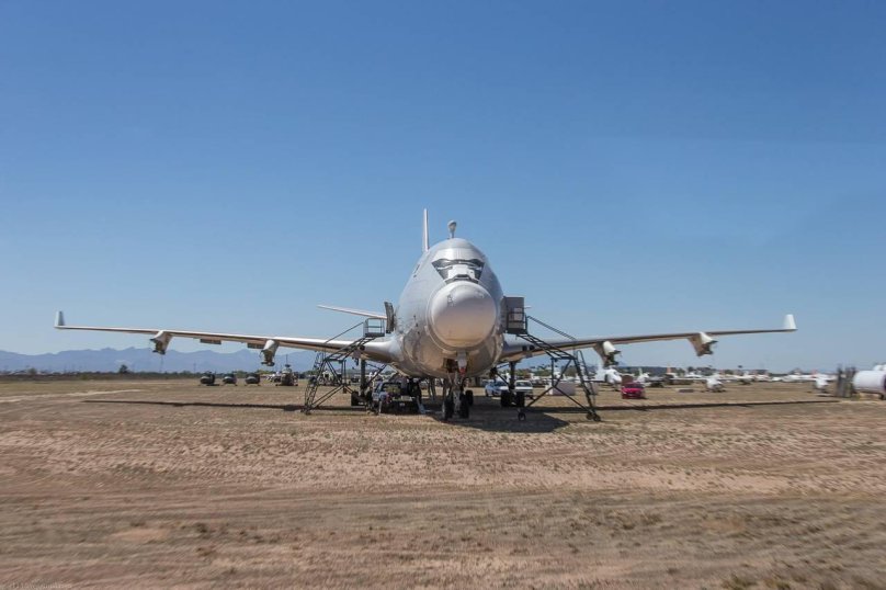 Хранилища самолетов