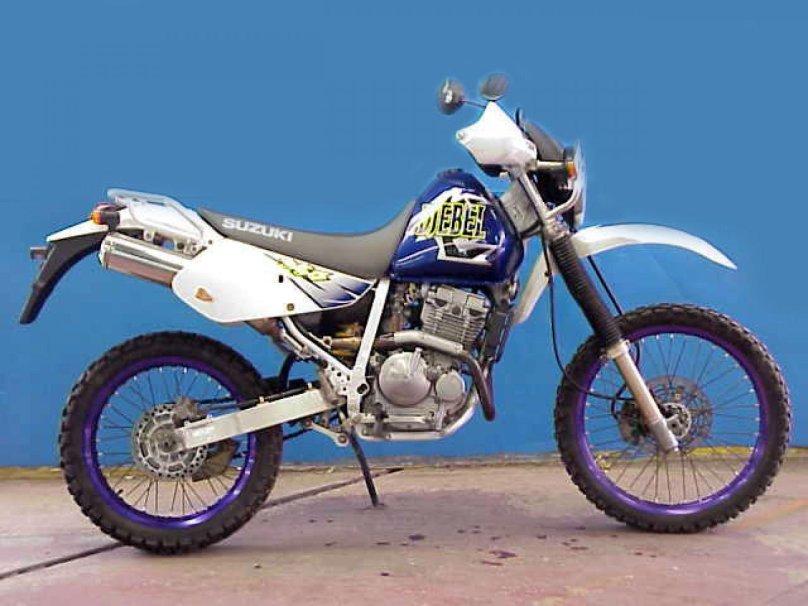 Suzuki Djebel 250 XC