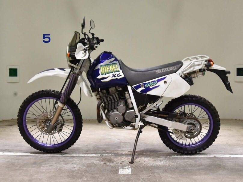 Suzuki Djebel 200
