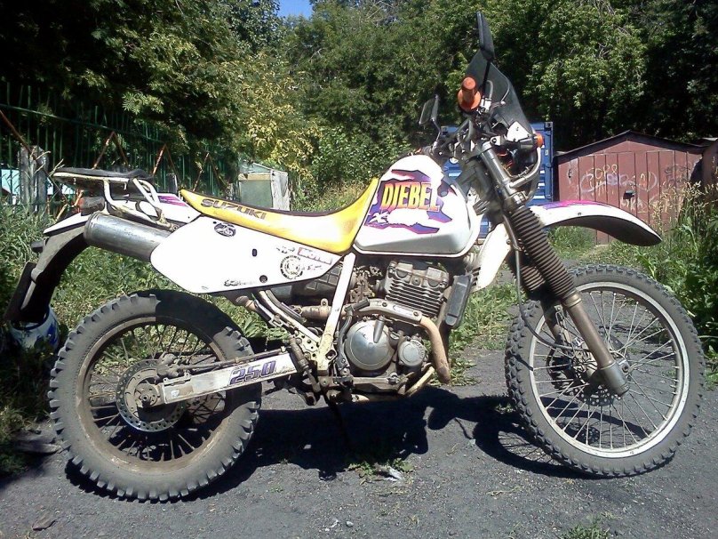 Шум двигателя Djebel 250