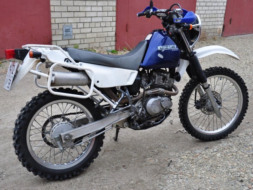 Сузуки Джебель 200