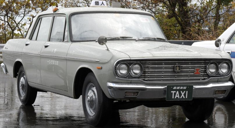 Toyopet Crown RS