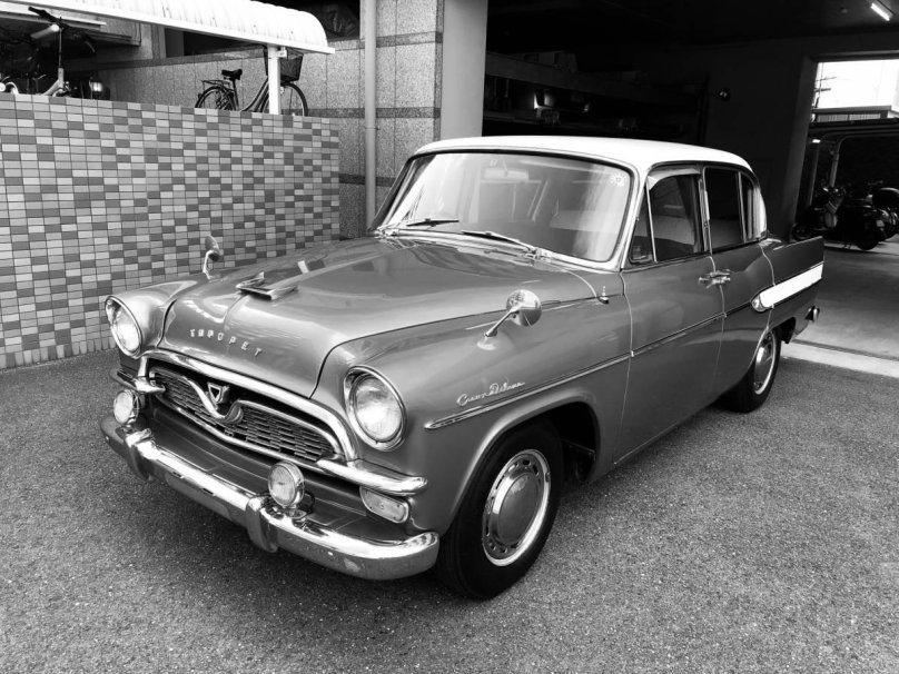 Toyopet Crown RS