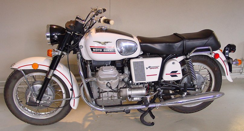 Moto Guzzi v7 Special