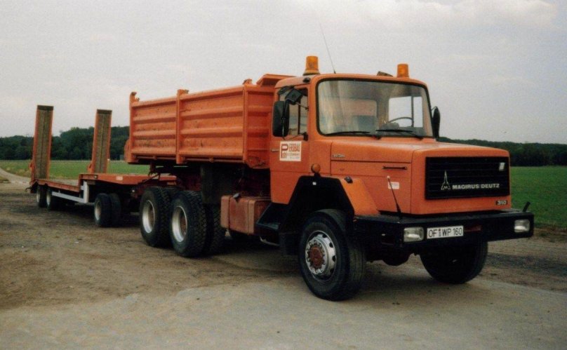 Магирус Дойц самосвал