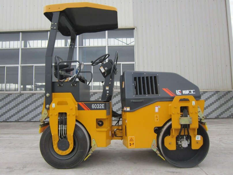 Тандемный каток Liugong CLG 6032e