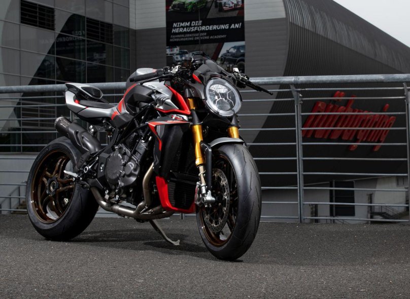 MV Agusta brutale 1000 Nürburgring фото 4к
