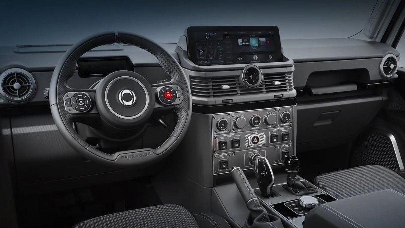 Ленд Ровер Дефендер 2022 салон