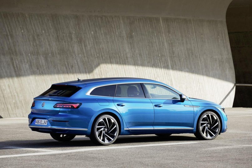VW Arteon shooting Brake