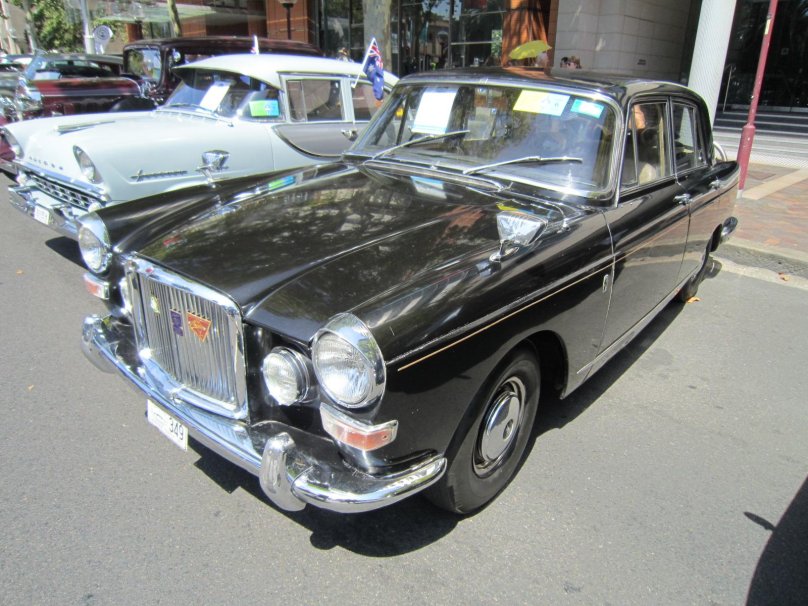 Vanden PLAS Princess 3-litre MK II Saloon