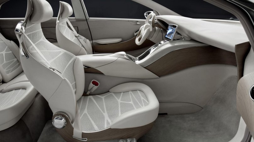 Mercedes Benz f800 Interior