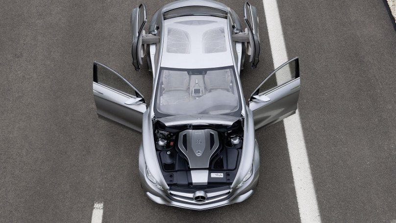 Мерседес ф800