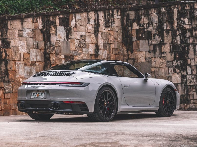 Porsche 911 Targa 4 GTS 2022