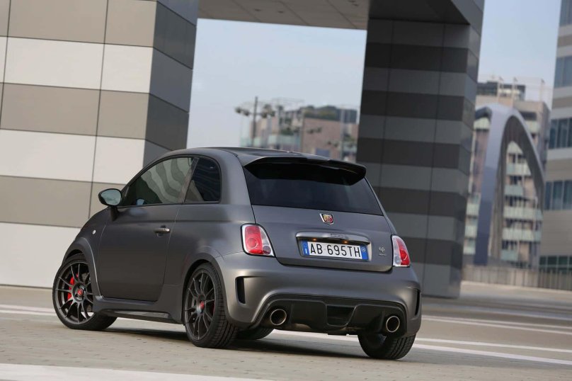 Abarth 695 Biposto 1.4 t-Jet