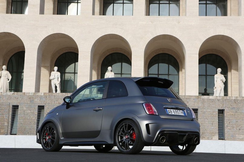 Abarth 695 Biposto 1.4 t-Jet