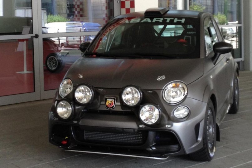 Abarth 695 Biposto r