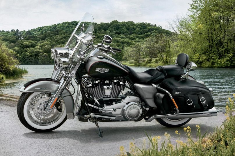 Харлей Дэвидсон роад Кинг