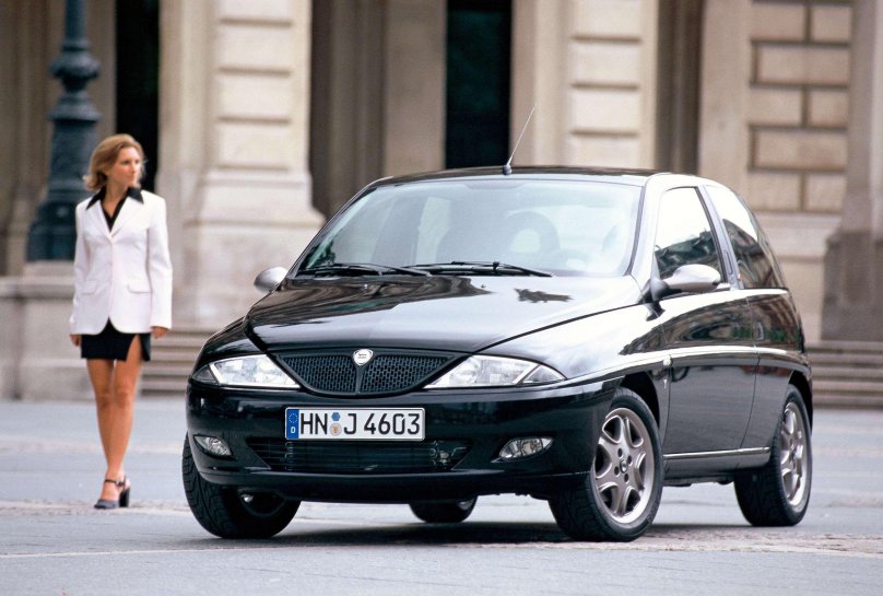 Lancia 1996