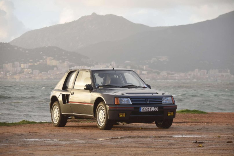 Peugeot 205