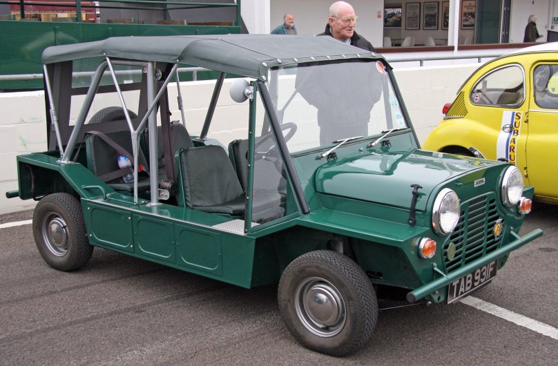 Mini Moke автомобиль