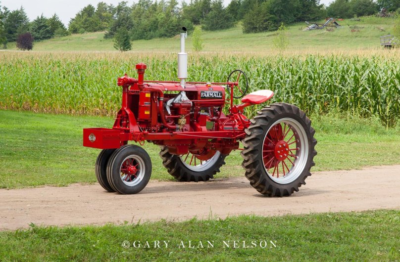 Farmall f-20