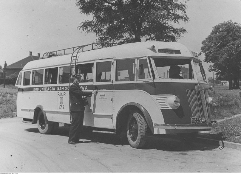 Первый автобус Шевроле