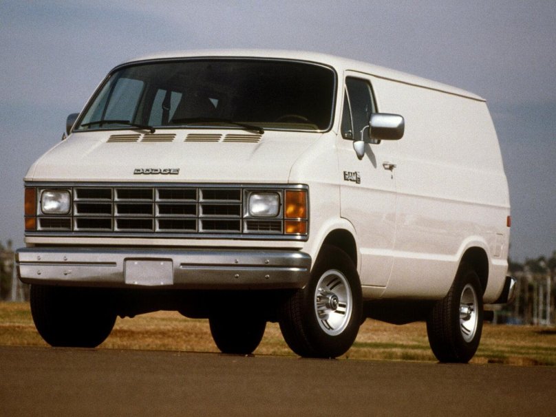Dodge Ram van 1986