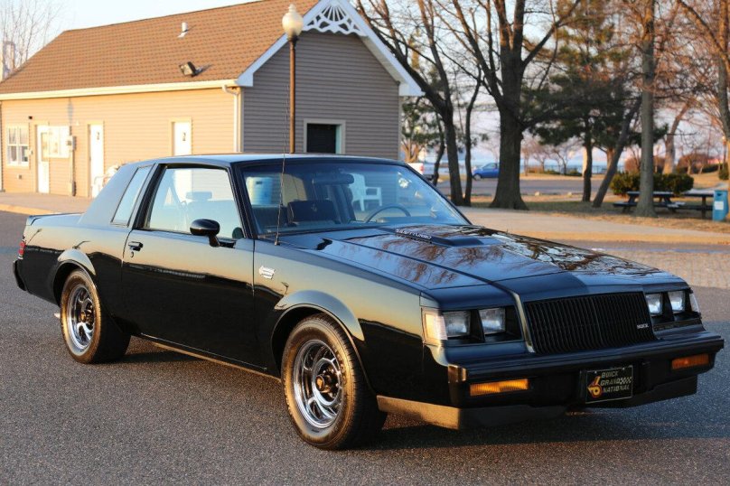 Buick Regal GNX